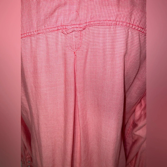 1X, red/white Micro hounds tooth print, button in front button long sleeve shirt - Picture 8 of 10